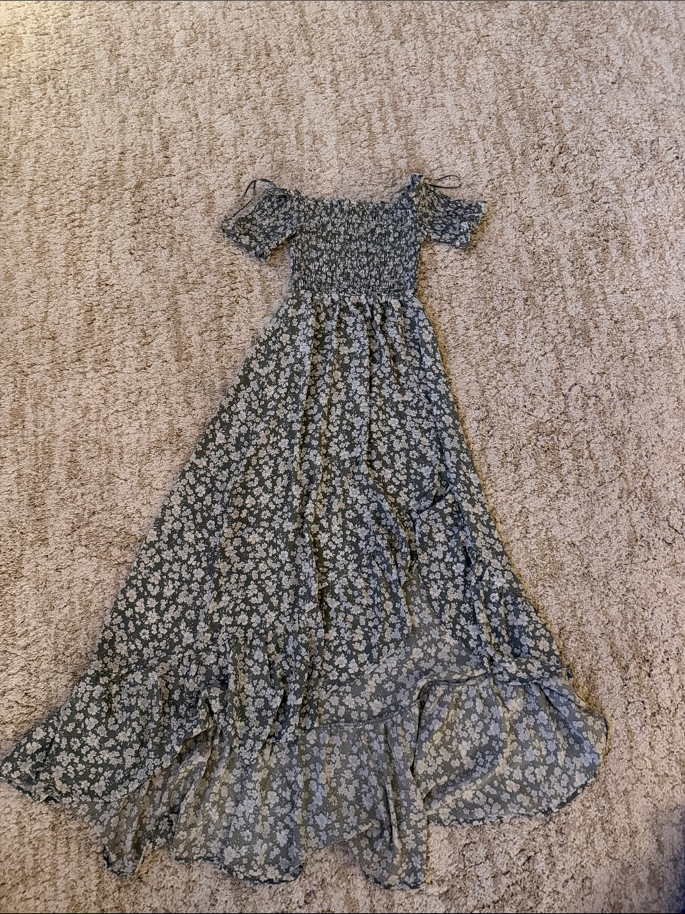 Smocked Floral Maxi Dress  - Green Floral XS